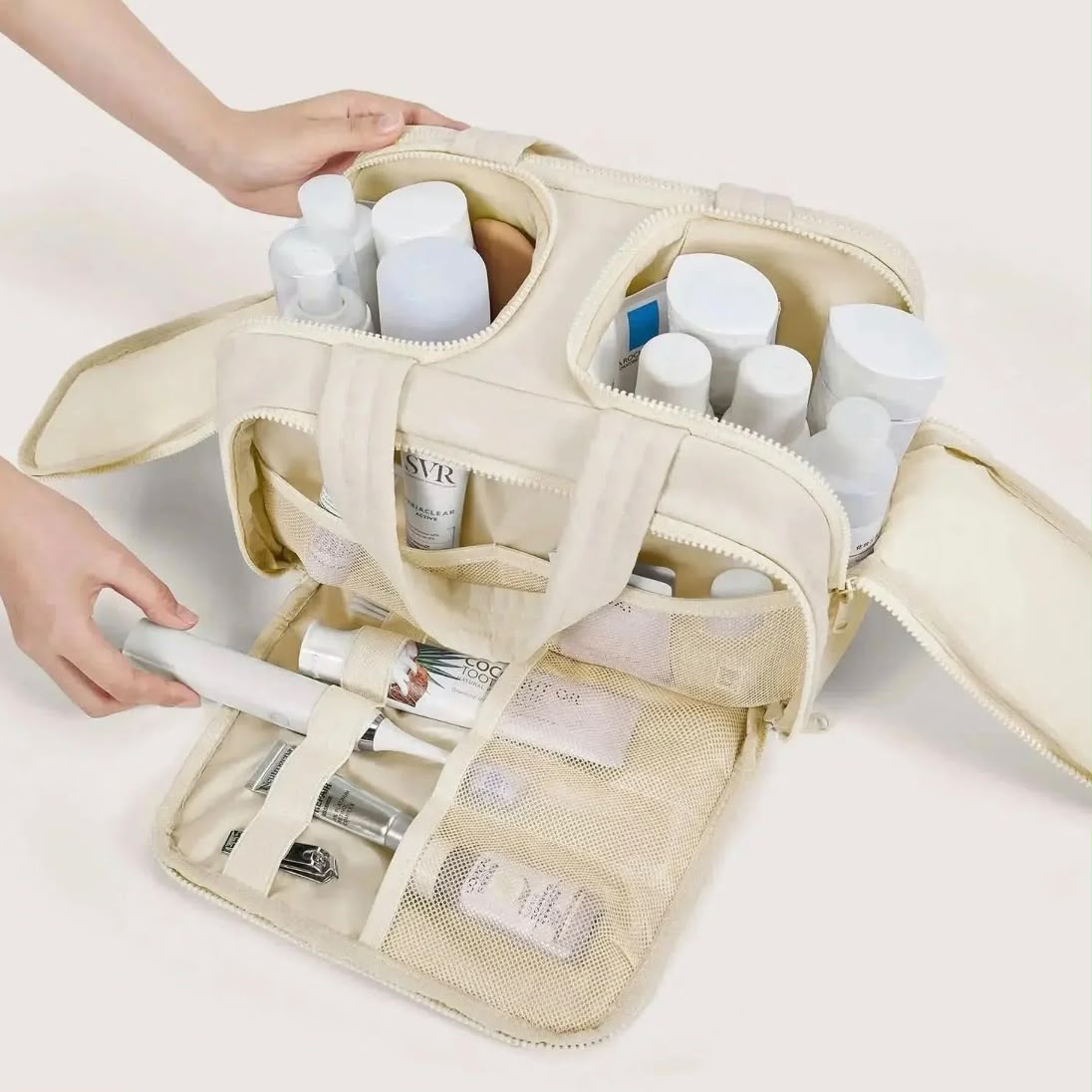 Large Capacity Travel Toiletry Bag - BagDad